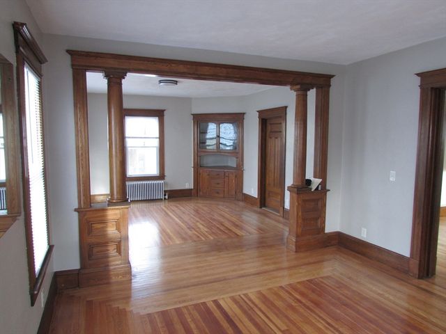 78 Prospect St, Springfield, MA 01107
