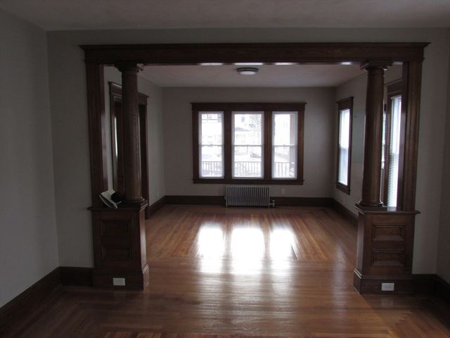 78 Prospect St, Springfield, MA 01107