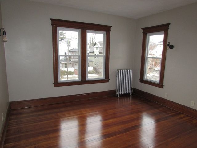 78 Prospect St, Springfield, MA 01107