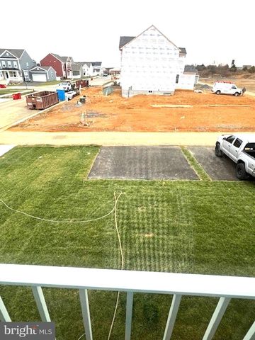 11 ABIGAIL ST, Charles Town, WV 25414