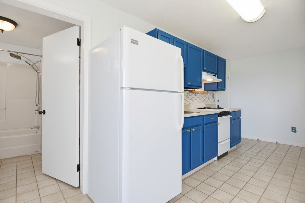 Image 13 of property listing at 615 Ocean Blvd Unit 22, Hampton, NH 03842