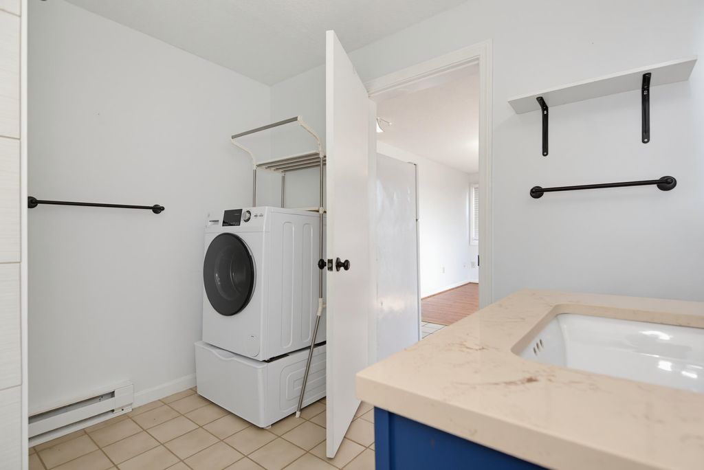 Image 16 of property listing at 615 Ocean Blvd Unit 22, Hampton, NH 03842