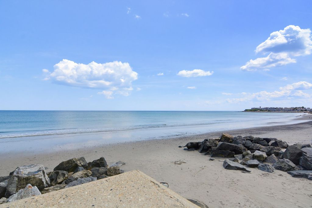Image 23 of property listing at 615 Ocean Blvd Unit 22, Hampton, NH 03842