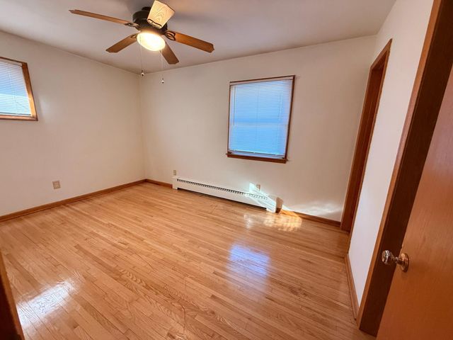 2035 California Avenue E, Saint Paul, MN 55119