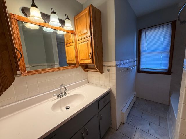 2035 California Avenue E, Saint Paul, MN 55119