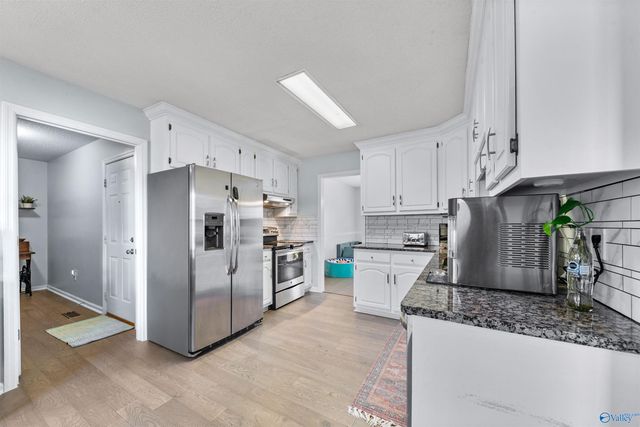 117 Spring Tanner Road, Hazel Green, AL 35750