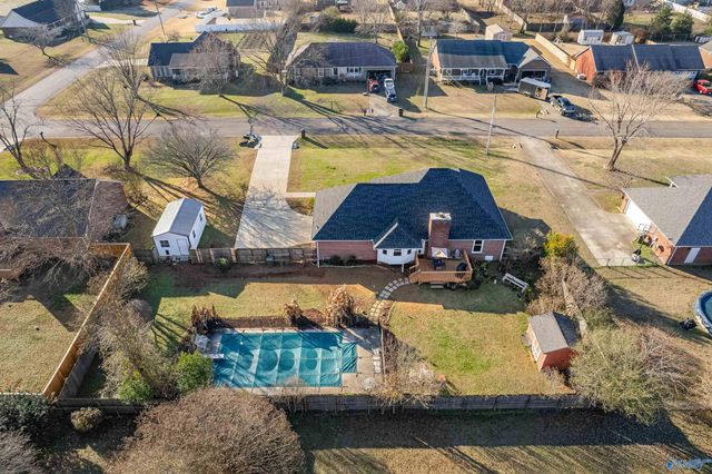 117 Spring Tanner Road, Hazel Green, AL 35750