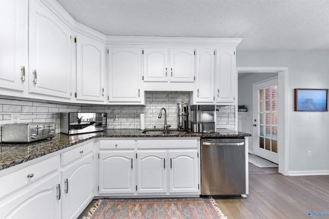 117 Spring Tanner Road, Hazel Green, AL 35750