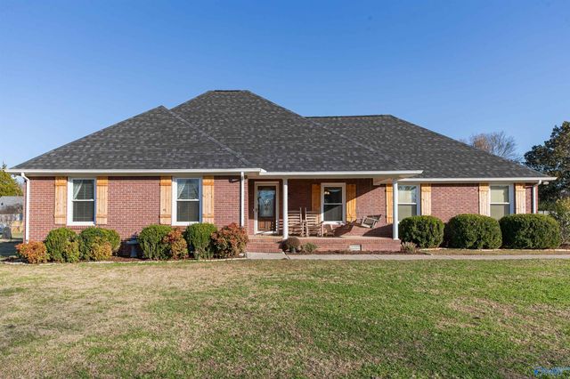 117 Spring Tanner Road, Hazel Green, AL 35750
