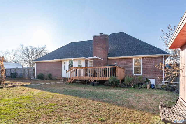 117 Spring Tanner Road, Hazel Green, AL 35750