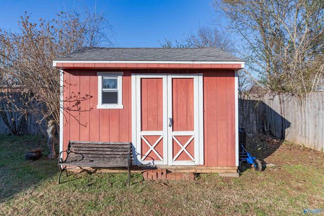 117 Spring Tanner Road, Hazel Green, AL 35750