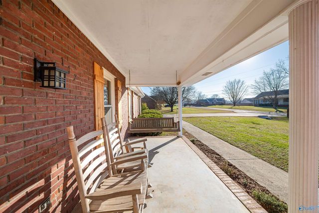117 Spring Tanner Road, Hazel Green, AL 35750
