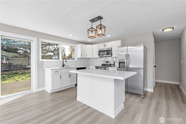 17117 5th Avenue Ct E, Spanaway, WA 98387