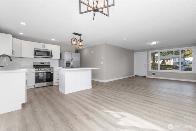 17117 5th Avenue Ct E, Spanaway, WA 98387