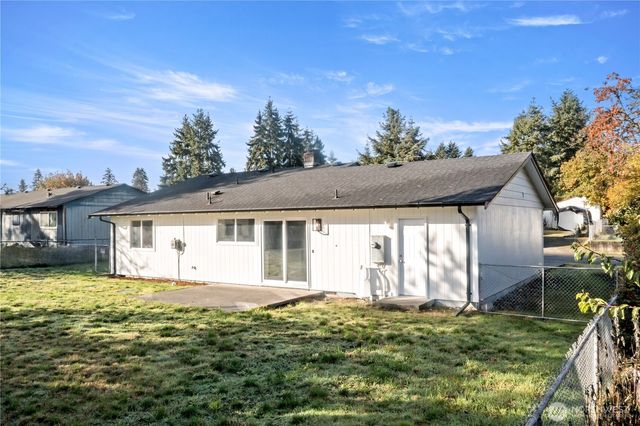 17117 5th Avenue Ct E, Spanaway, WA 98387