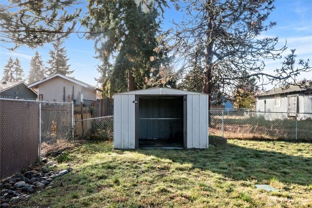 17117 5th Avenue Ct E, Spanaway, WA 98387