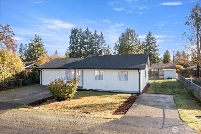 17117 5th Avenue Ct E, Spanaway, WA 98387