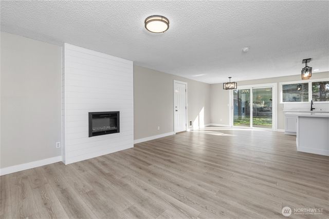 17117 5th Avenue Ct E, Spanaway, WA 98387