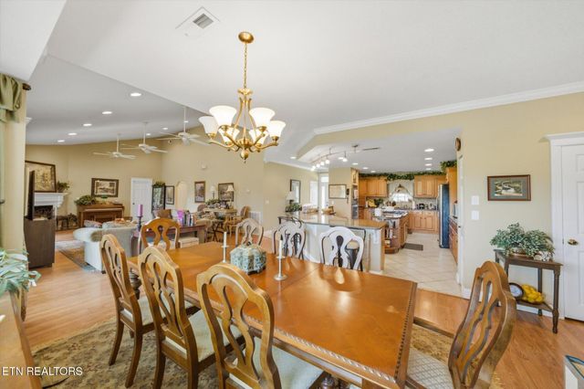180 Old Sink Church Rd, Tellico Plains, TN 37385