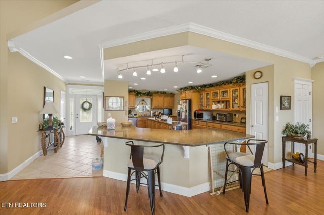 180 Old Sink Church Rd, Tellico Plains, TN 37385