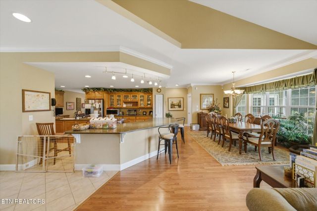 180 Old Sink Church Rd, Tellico Plains, TN 37385