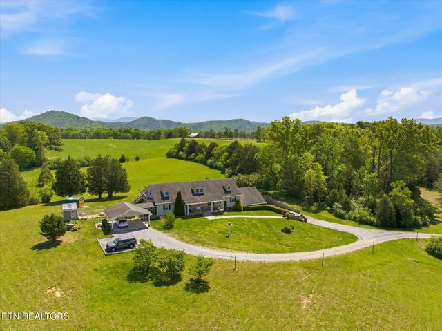 180 Old Sink Church Rd, Tellico Plains, TN 37385