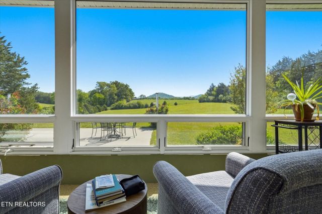 180 Old Sink Church Rd, Tellico Plains, TN 37385