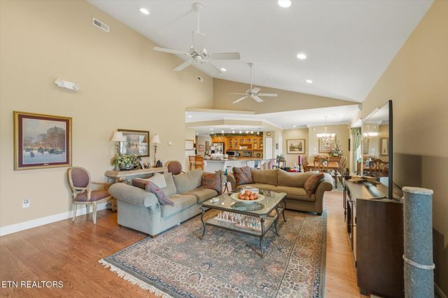 180 Old Sink Church Rd, Tellico Plains, TN 37385