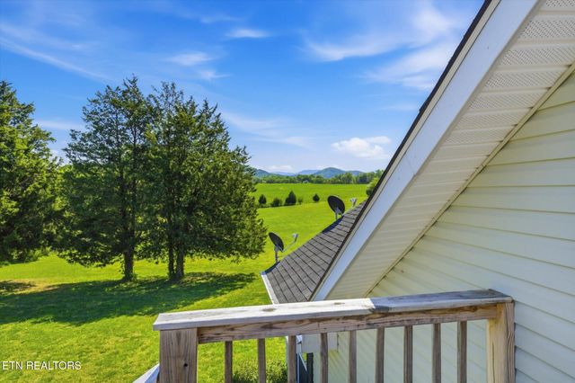 180 Old Sink Church Rd, Tellico Plains, TN 37385