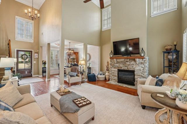 1536 Ashford Club Court, Brookhaven, GA 30319