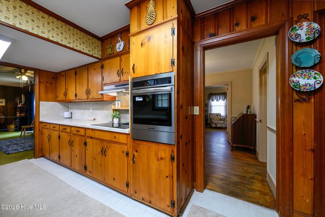 1813 Tryon Road, New Bern, NC 28560