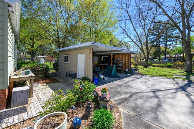 1813 Tryon Road, New Bern, NC 28560