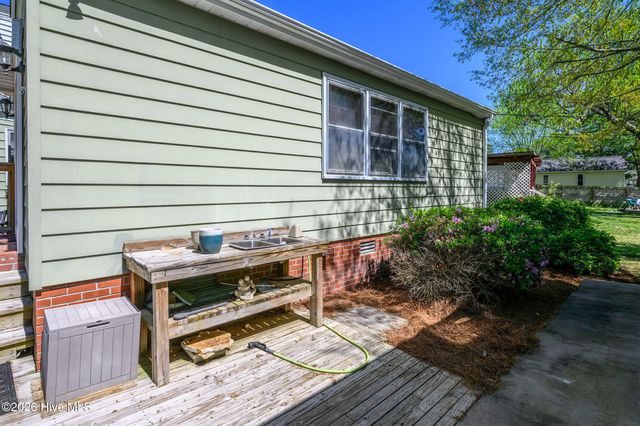 1813 Tryon Road, New Bern, NC 28560