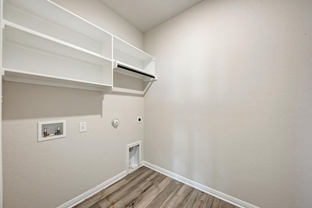 110 Babblebrook WAY, Hutto, TX 78634