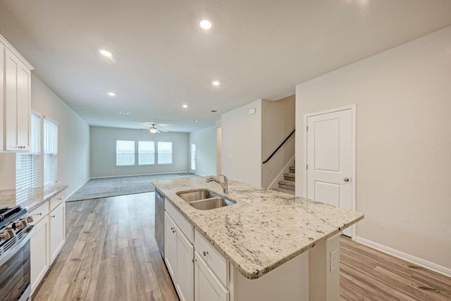 110 Babblebrook WAY, Hutto, TX 78634