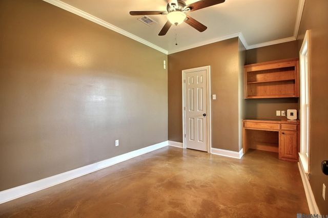 8178 Acadiana Ave, Denham Springs, LA 70706