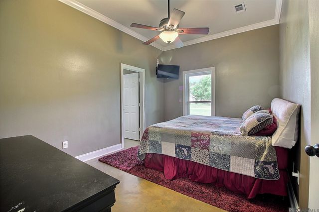 8178 Acadiana Ave, Denham Springs, LA 70706