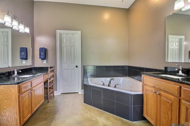 8178 Acadiana Ave, Denham Springs, LA 70706