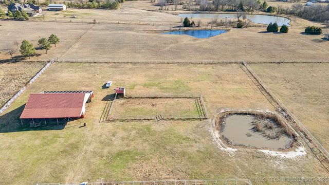 8109 S Winwood Lane, Broken Arrow, OK 74014