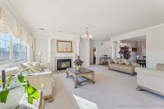 8109 S Winwood Lane, Broken Arrow, OK 74014