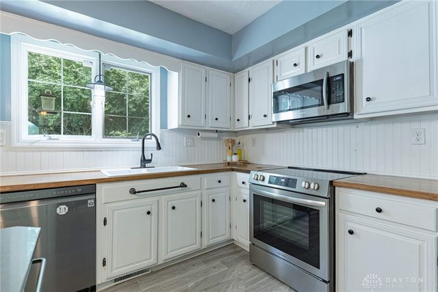 1520 Heritage Road, Washington Twp, OH 45459