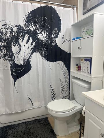 8710 SW 3rd St 104, Pembroke Pines, FL 33025