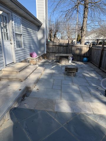 863 Lavergne Ln, La Vergne, TN 37086