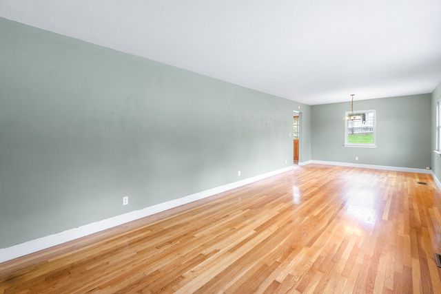 176 Hilltop Drive, Rossville, GA 30741