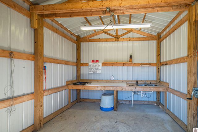 400 Jeff Clements Road, Marion, KY 42064