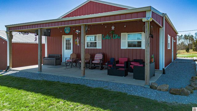 400 Jeff Clements Road, Marion, KY 42064