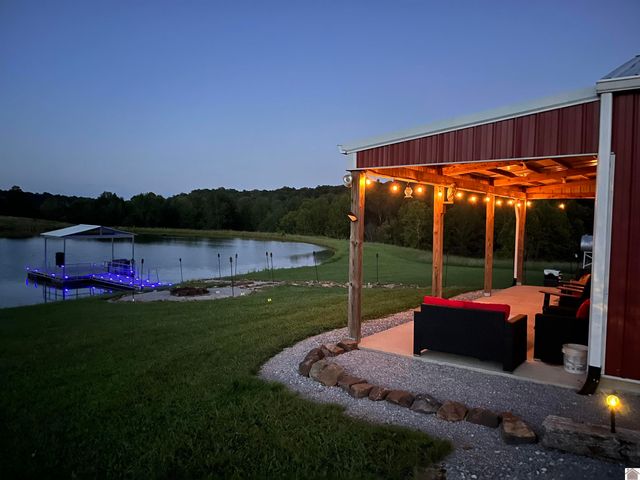 400 Jeff Clements Road, Marion, KY 42064