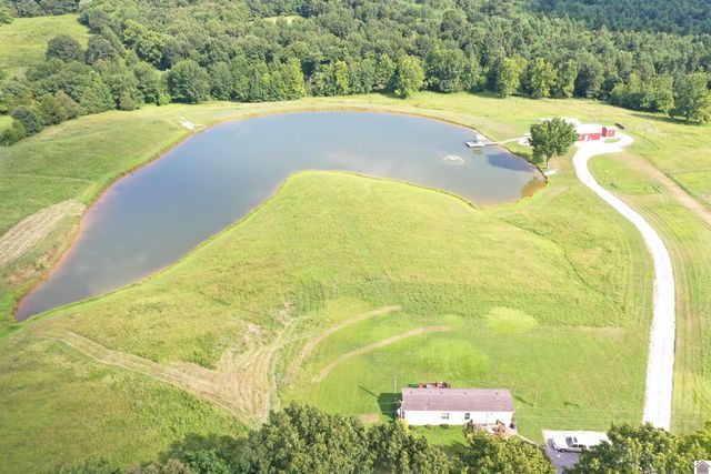 400 Jeff Clements Road, Marion, KY 42064