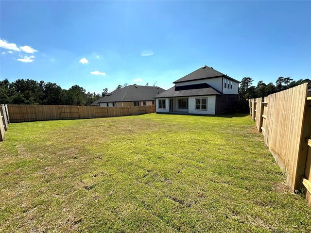 428 Summerset Landing Court, Conroe, TX 77304