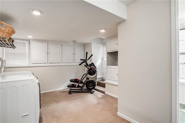2821 W 73rd Street, Prairie Village, KS 66208
